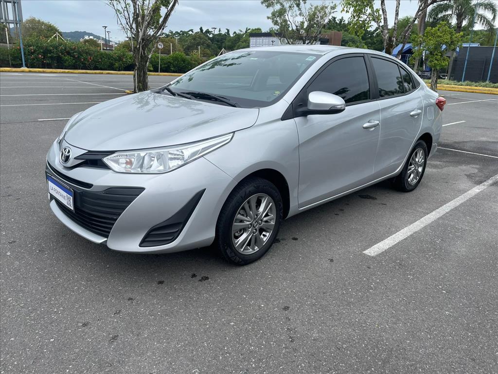 YARIS 1.5 16V FLEX SEDAN XL PLUS CONNECT MULTIDRIVE 2022 YARIS 1.5 16V FLEX SEDAN XL PLUS CONNECT MULTIDRIVE 2022