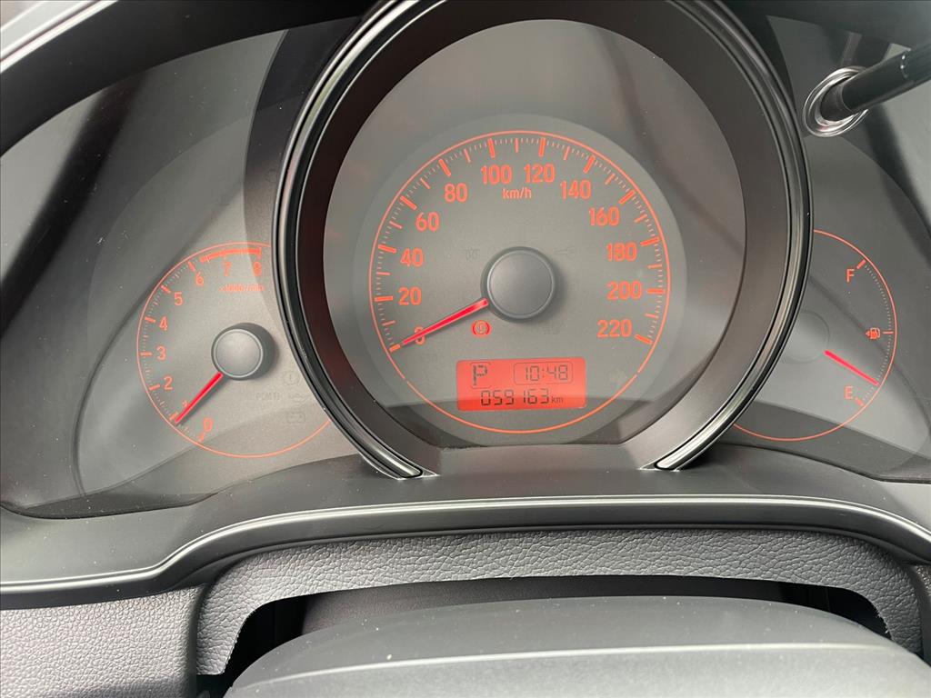 FIT 1.5 EX 16V FLEX 4P AUTOMÁTICO 2015 FIT 1.5 EX 16V FLEX 4P AUTOMÁTICO 2015