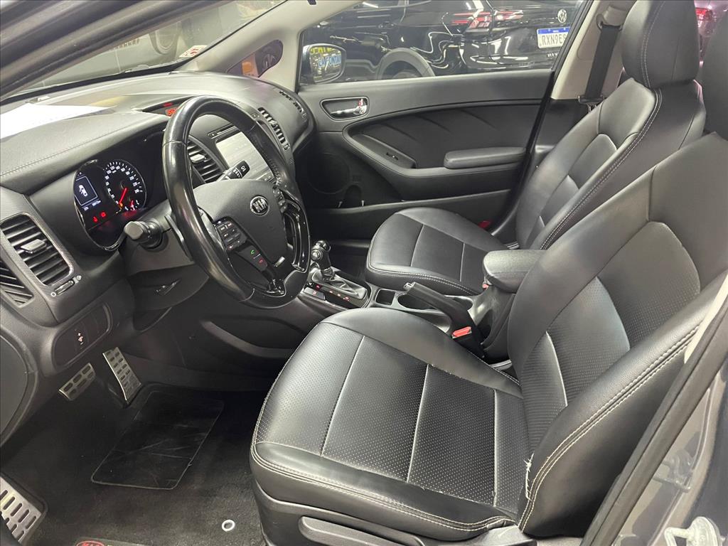 CERATO 1.6 SX 16V FLEX 4P AUTOMÁTICO 2019 CERATO 1.6 SX 16V FLEX 4P AUTOMÁTICO 2019