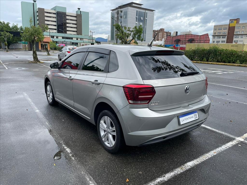 POLO 1.0 MPI TOTAL FLEX MANUAL 2022 POLO 1.0 MPI TOTAL FLEX MANUAL 2022